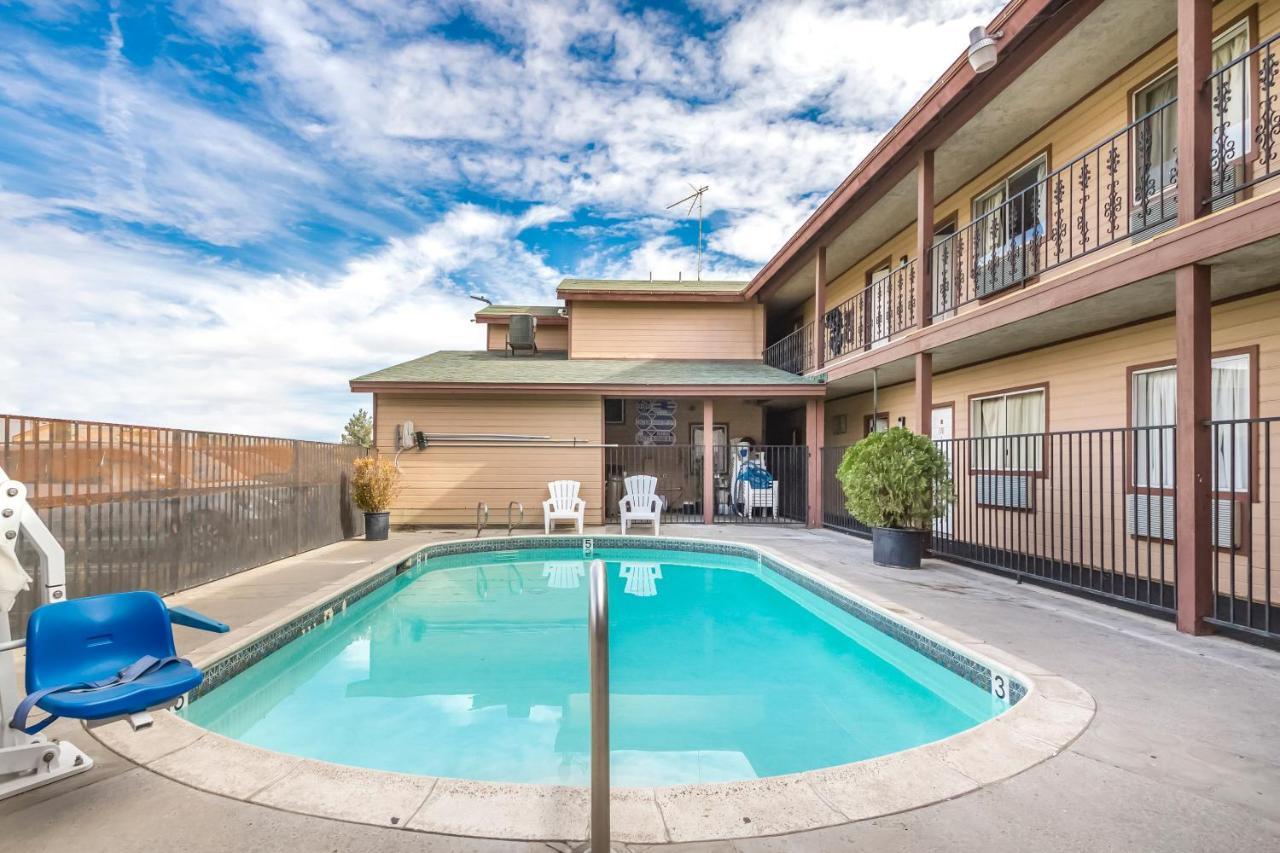 Quality Inn Victorville - Hesperia I-15 Zewnętrze zdjęcie